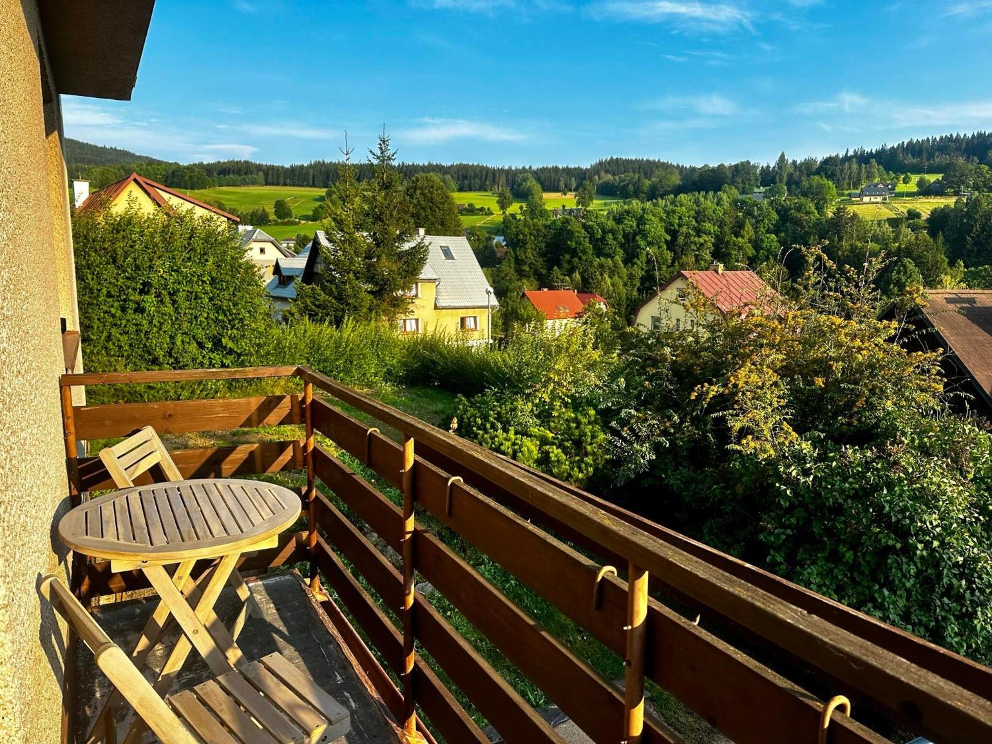Apartmany Berlin - Rokytnice Nad Jizerou Exteriör bild