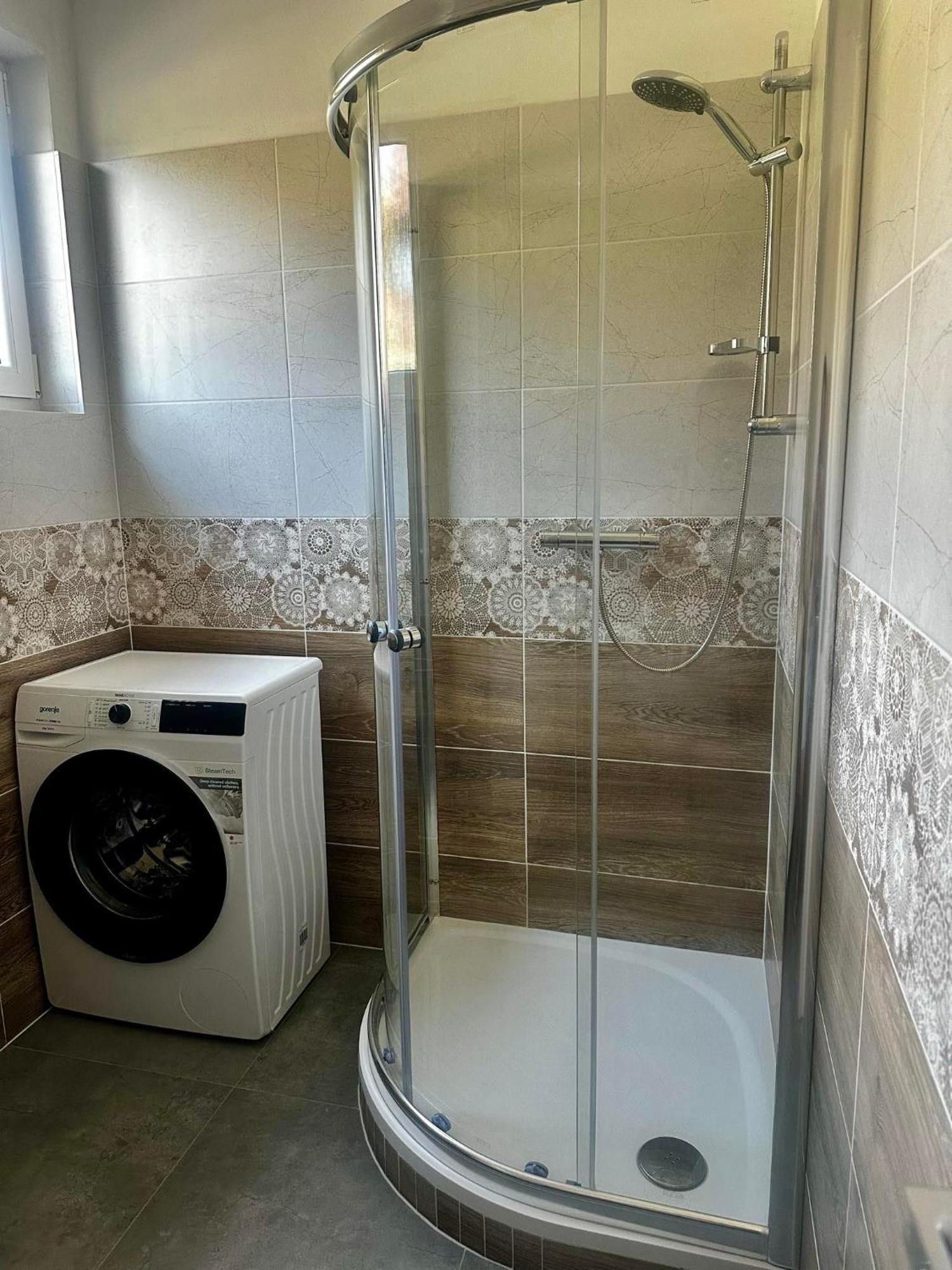 Apartmany Berlin - Rokytnice Nad Jizerou Exteriör bild